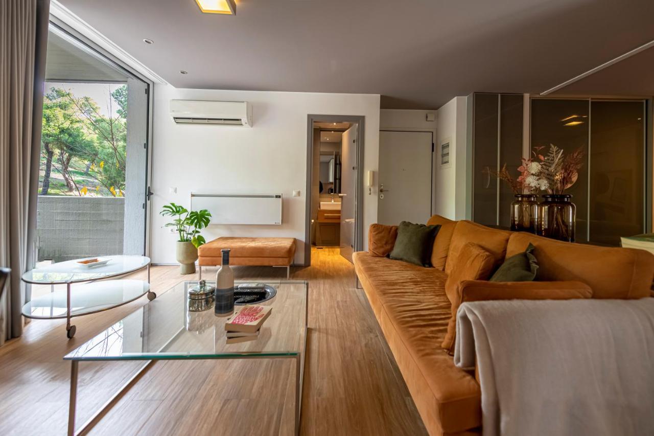 Phaedrus Living: Luxury Flat Vouliagmeni Apartment เอเธนส์ ภายนอก รูปภาพ